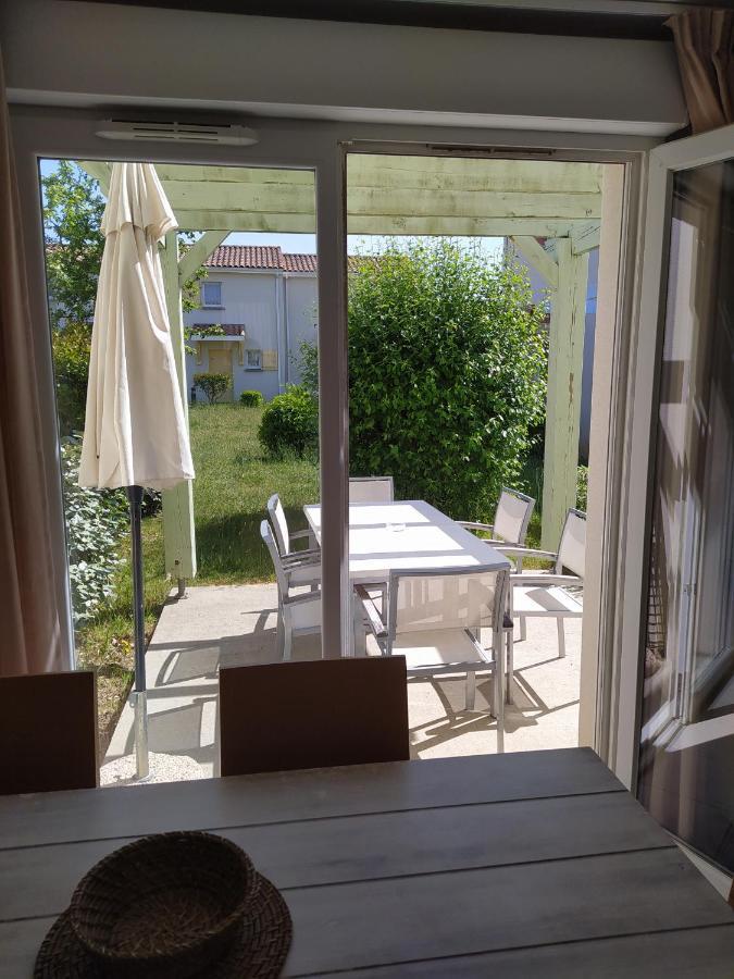 Une Maisonnette Vendeenne, Avec Acces Piscine Saint-Hilaire-de-Talmont Zewnętrze zdjęcie